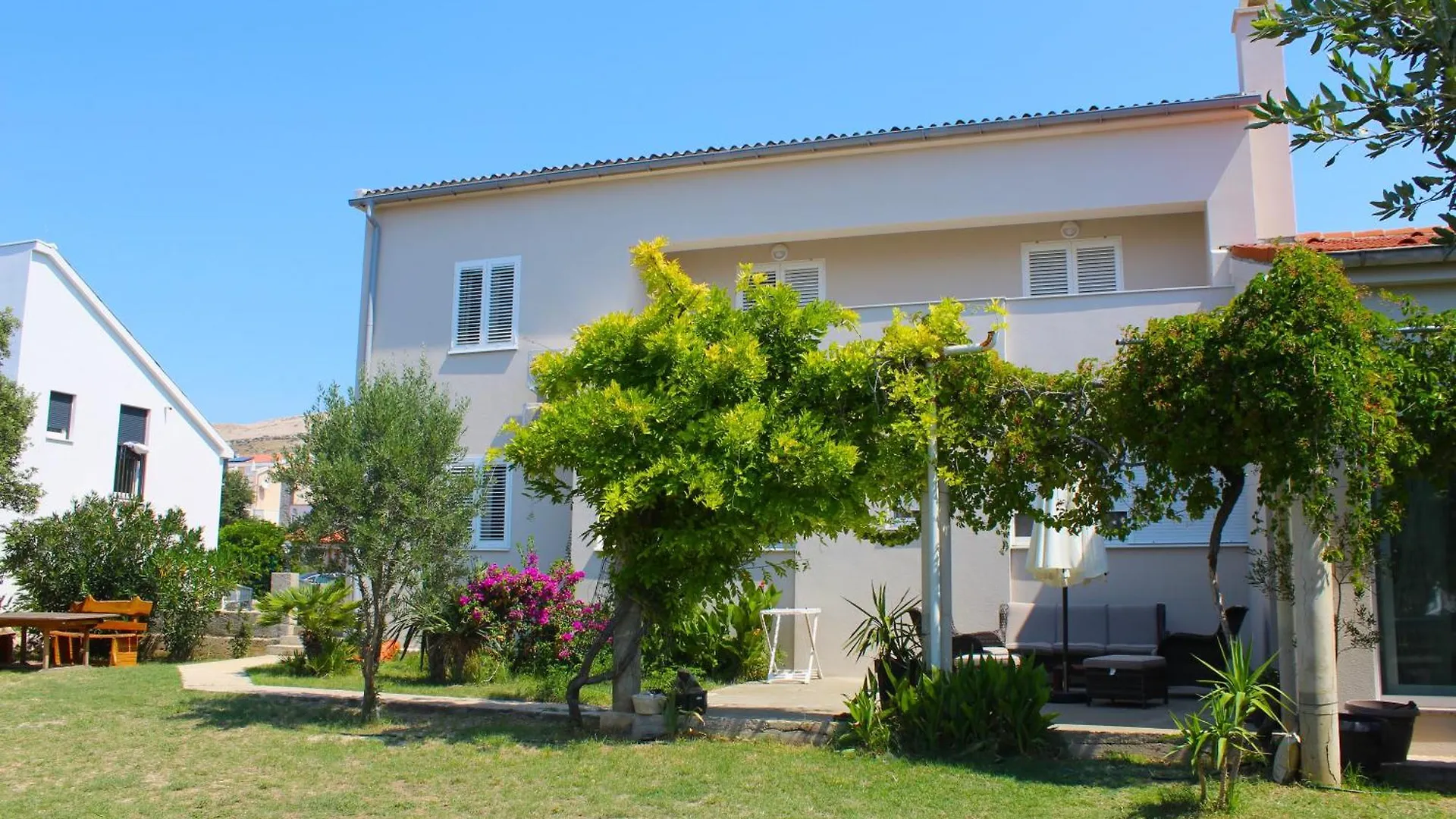 Family Apartments Jimmy - City Center Pag Town