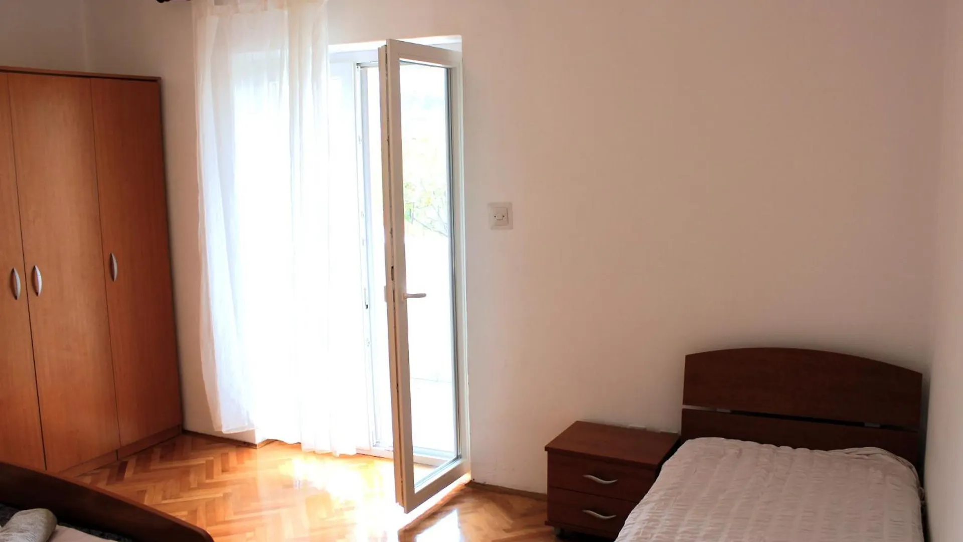 Family Apartments Jimmy - City Center Pag Town 0*,  Chorvatsko